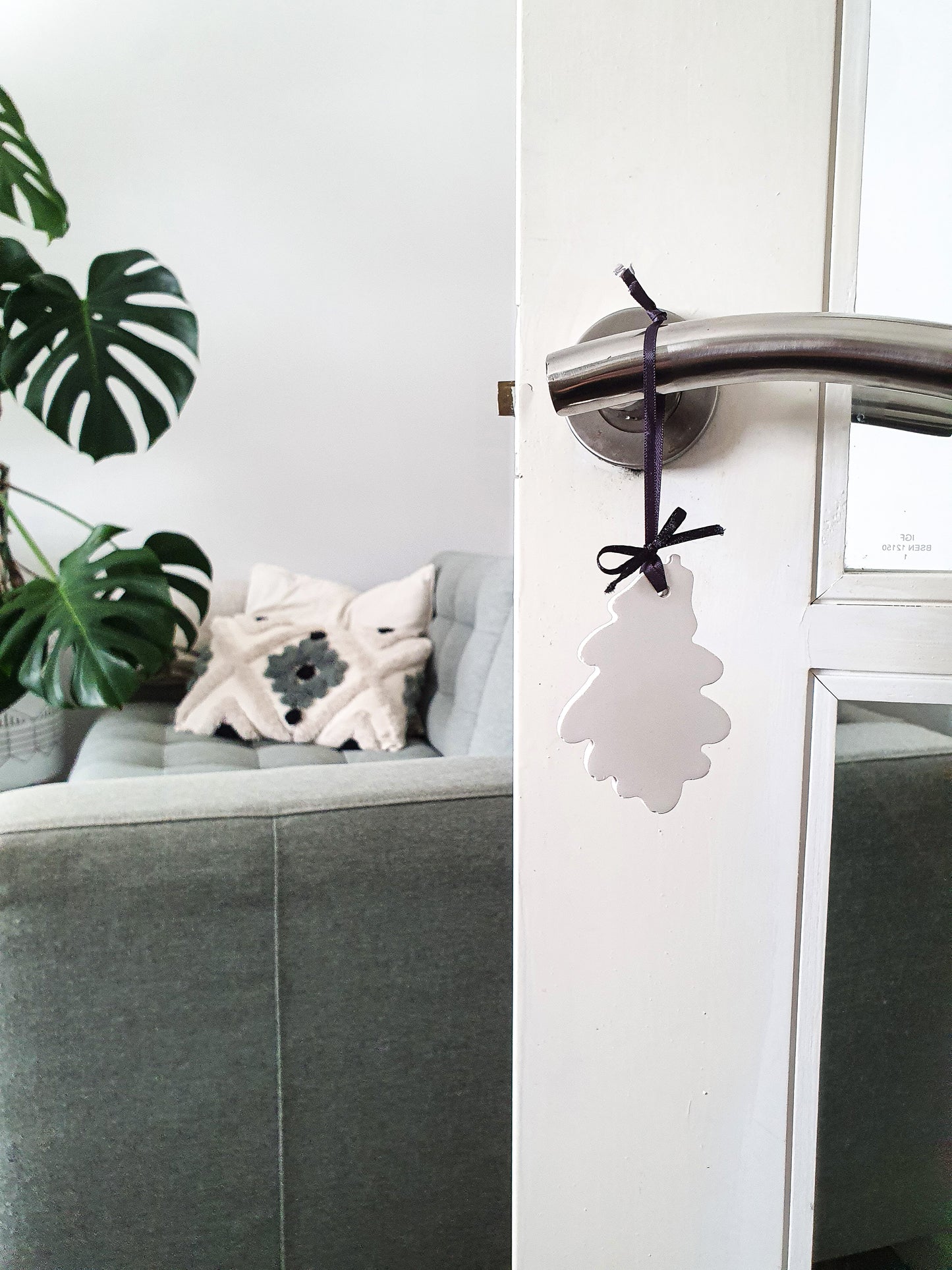 Autumn Leaves Hanging Stone Diffusers - Maple and Oak