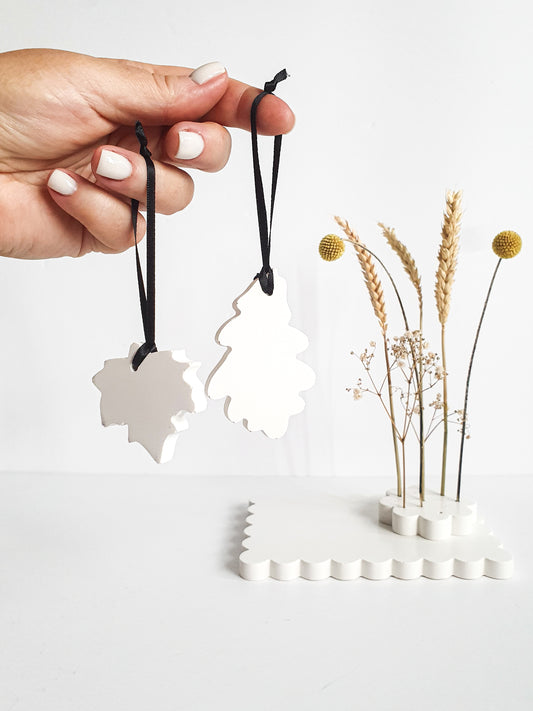 Autumn Leaves Hanging Stone Diffusers - Maple and Oak