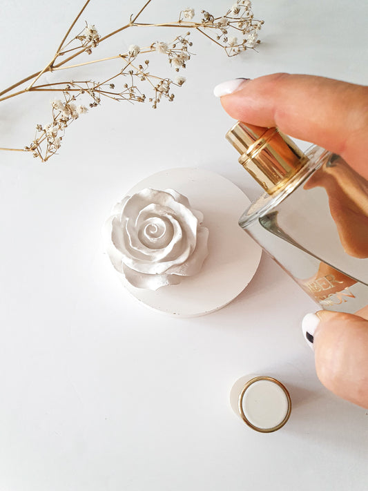 Handmade Jesmonite rose aroma stone diffuser