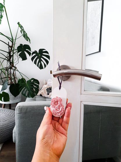 YESOstudio Floral Aroma Stone Tag Diffuser