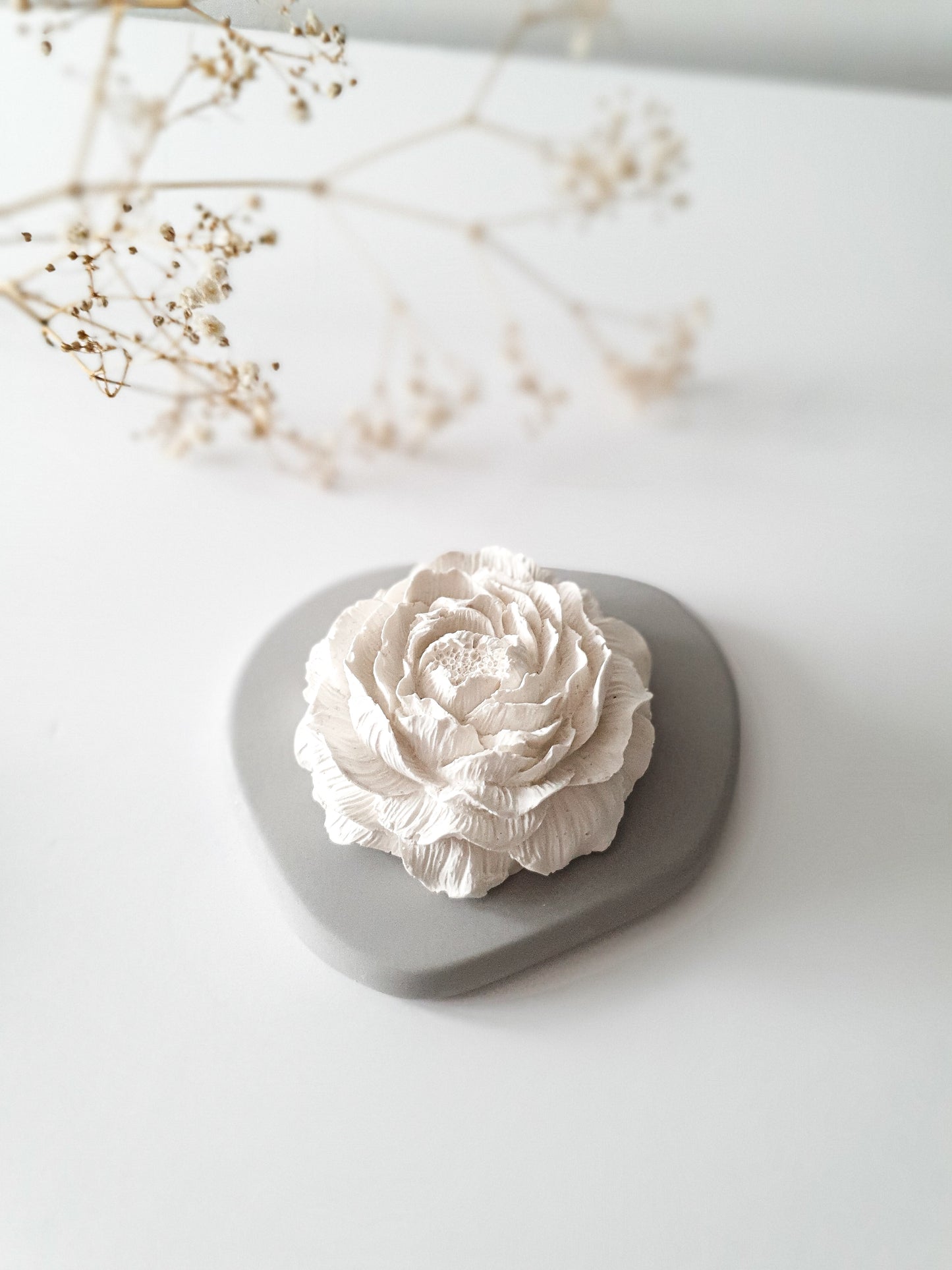 Peony stone diffuser sculpture with pebble dish modern home fragrance