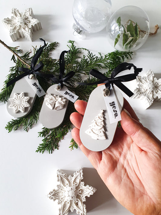 Festive Aroma Tag Diffusers Set