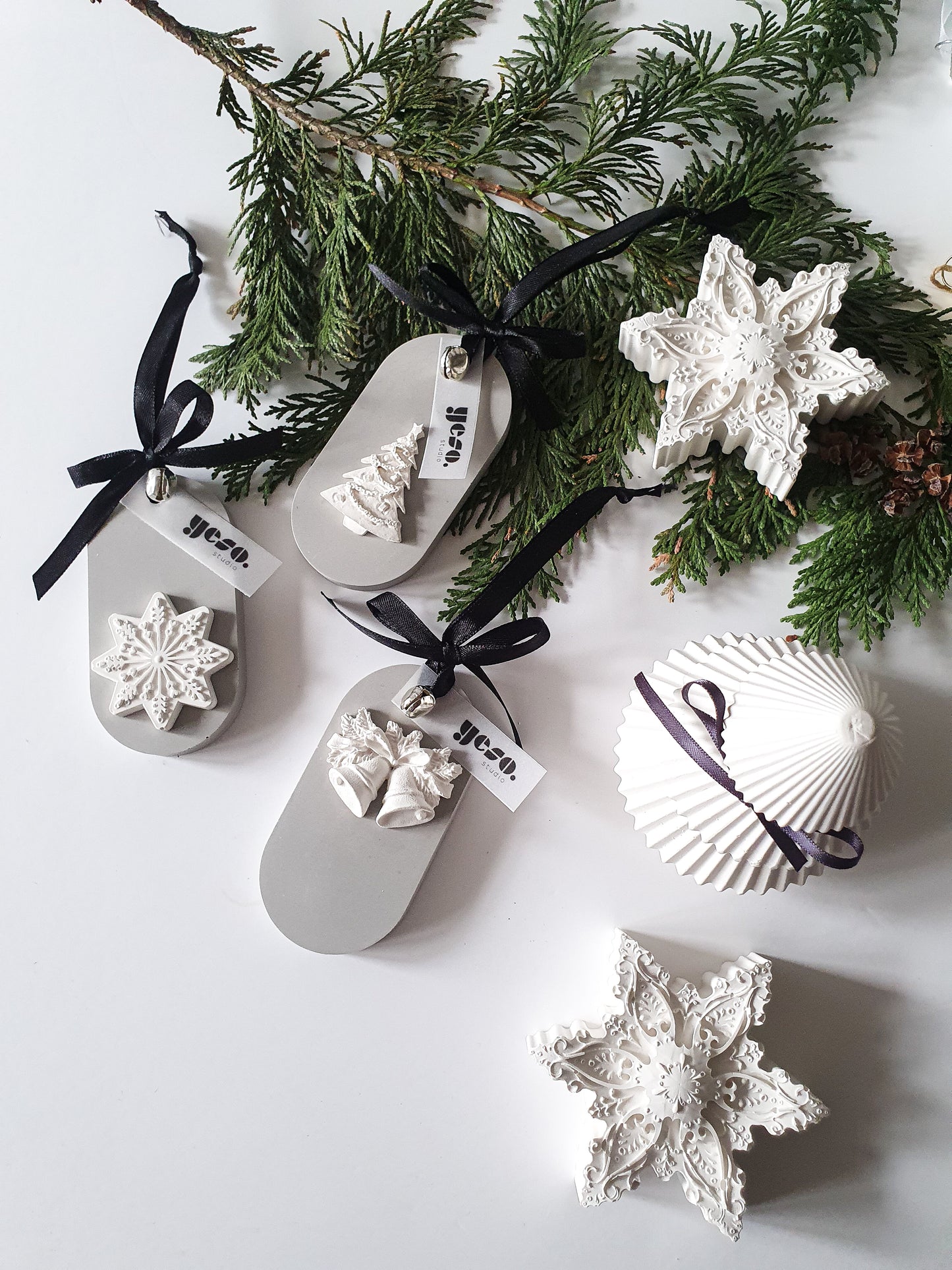Festive Aroma Tag Diffusers Set