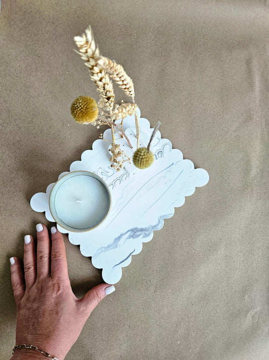 Large Scalloped Rectangular Tray – White with Grey Marble Effect 2