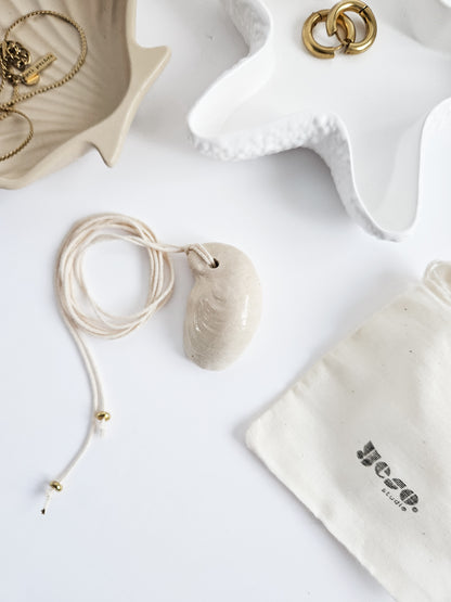 Seashell Necklace - Oyster