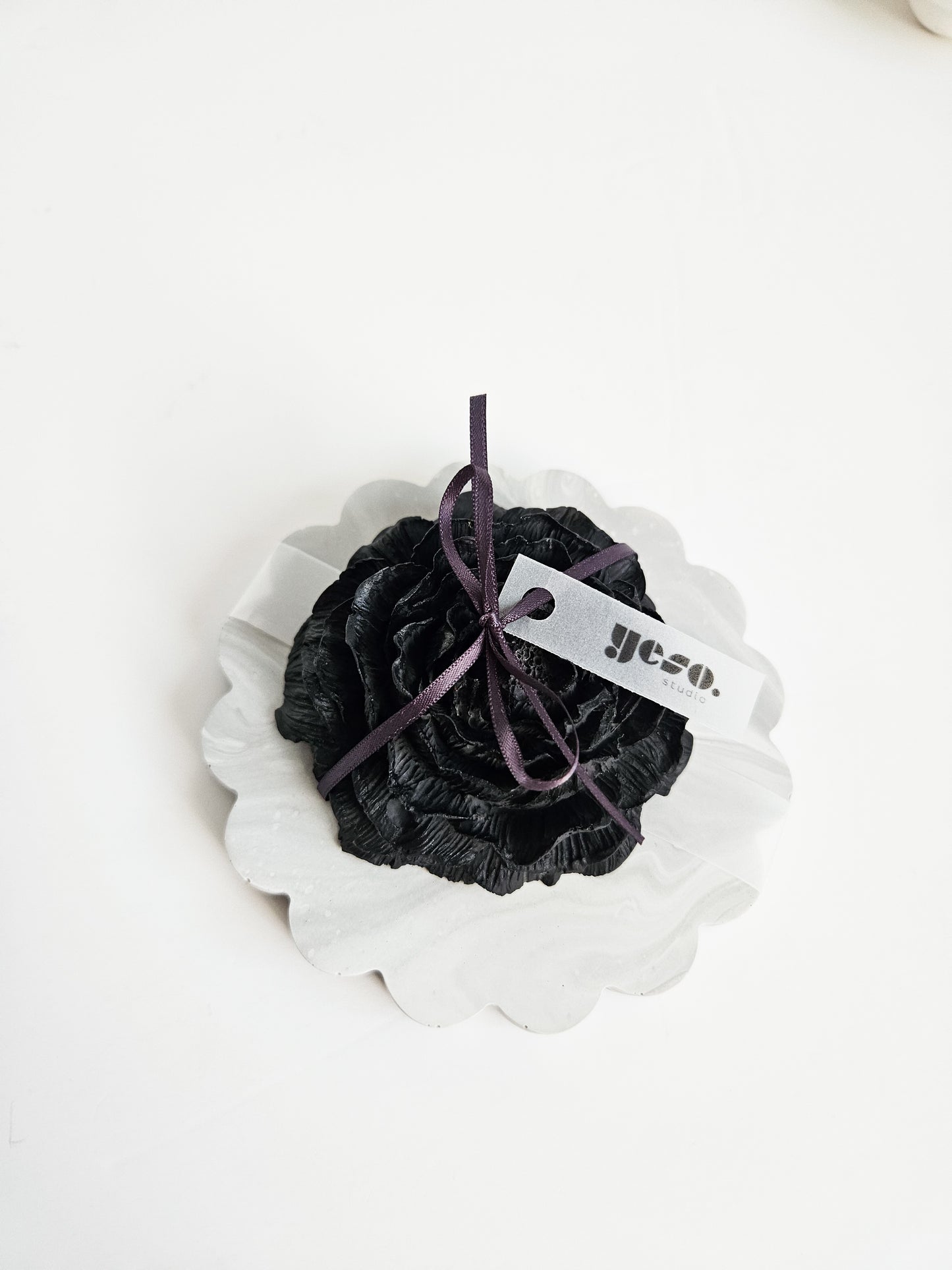 Charcoal Peony Diffuser with Scalloped Coaster in Grey Marble Effect
