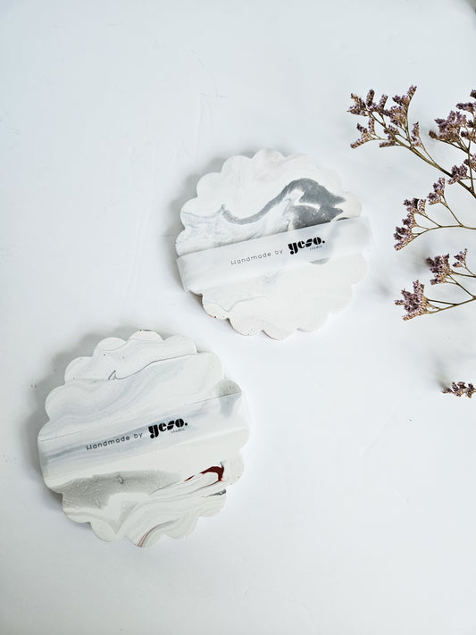 Set of 2 Round Scalloped Coasters - Marble Effect - White with Grey & Hint of Red