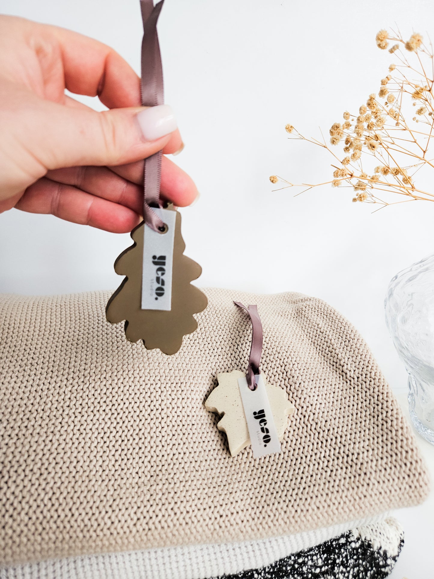 Autumn Leaves Hanging Stone Diffusers - Maple and Oak