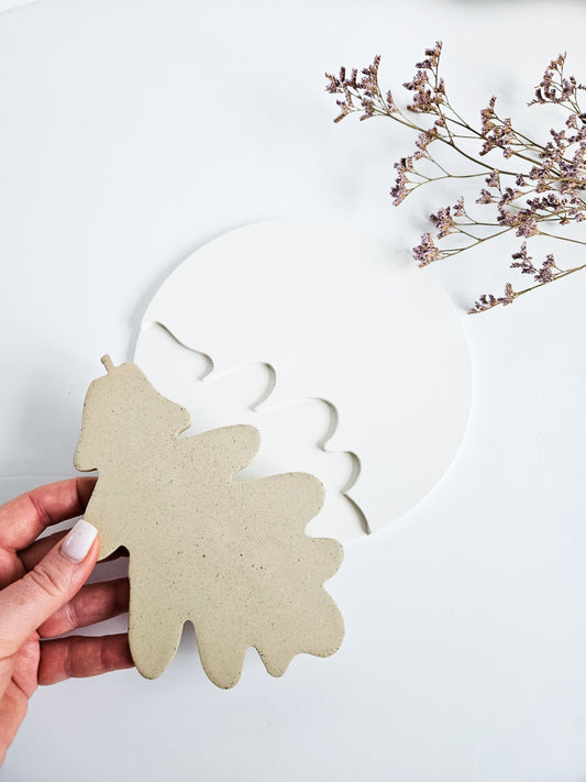 Oak Leaf Nesting Tray and Coaster Set