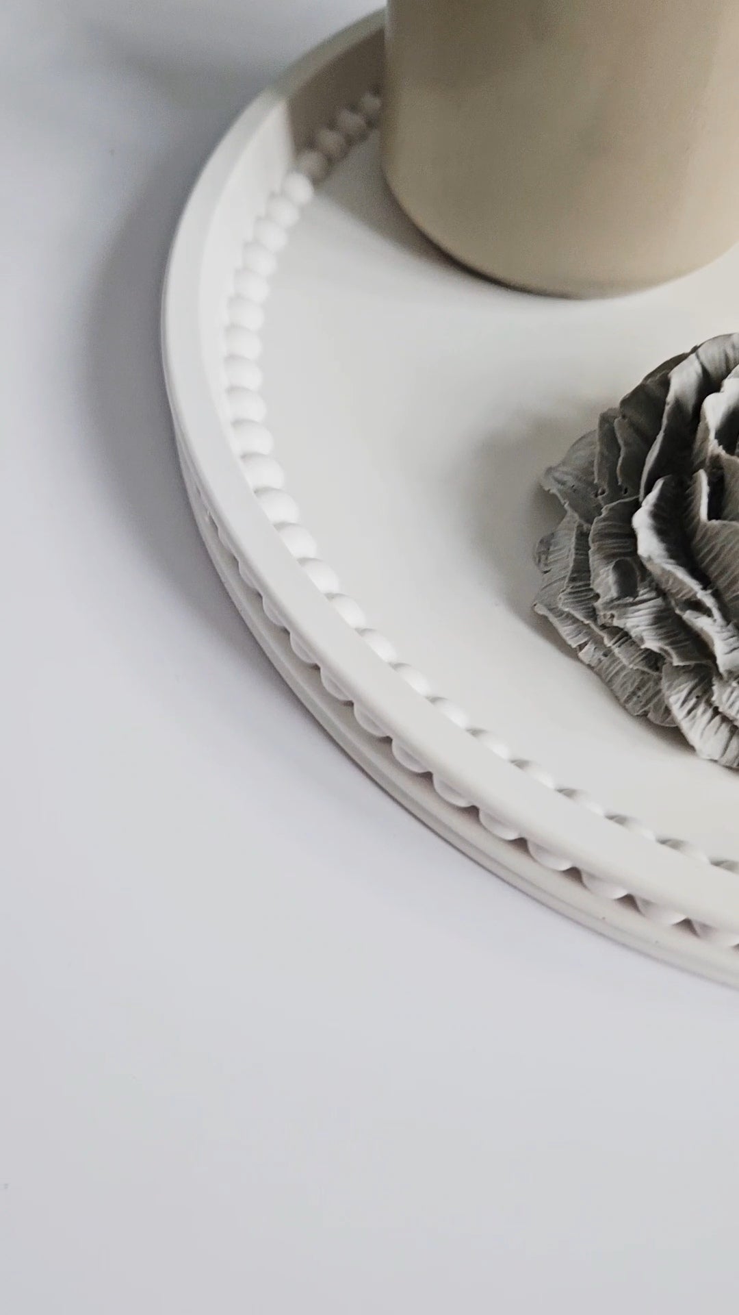 Round Bobbin Beaded Tray Large