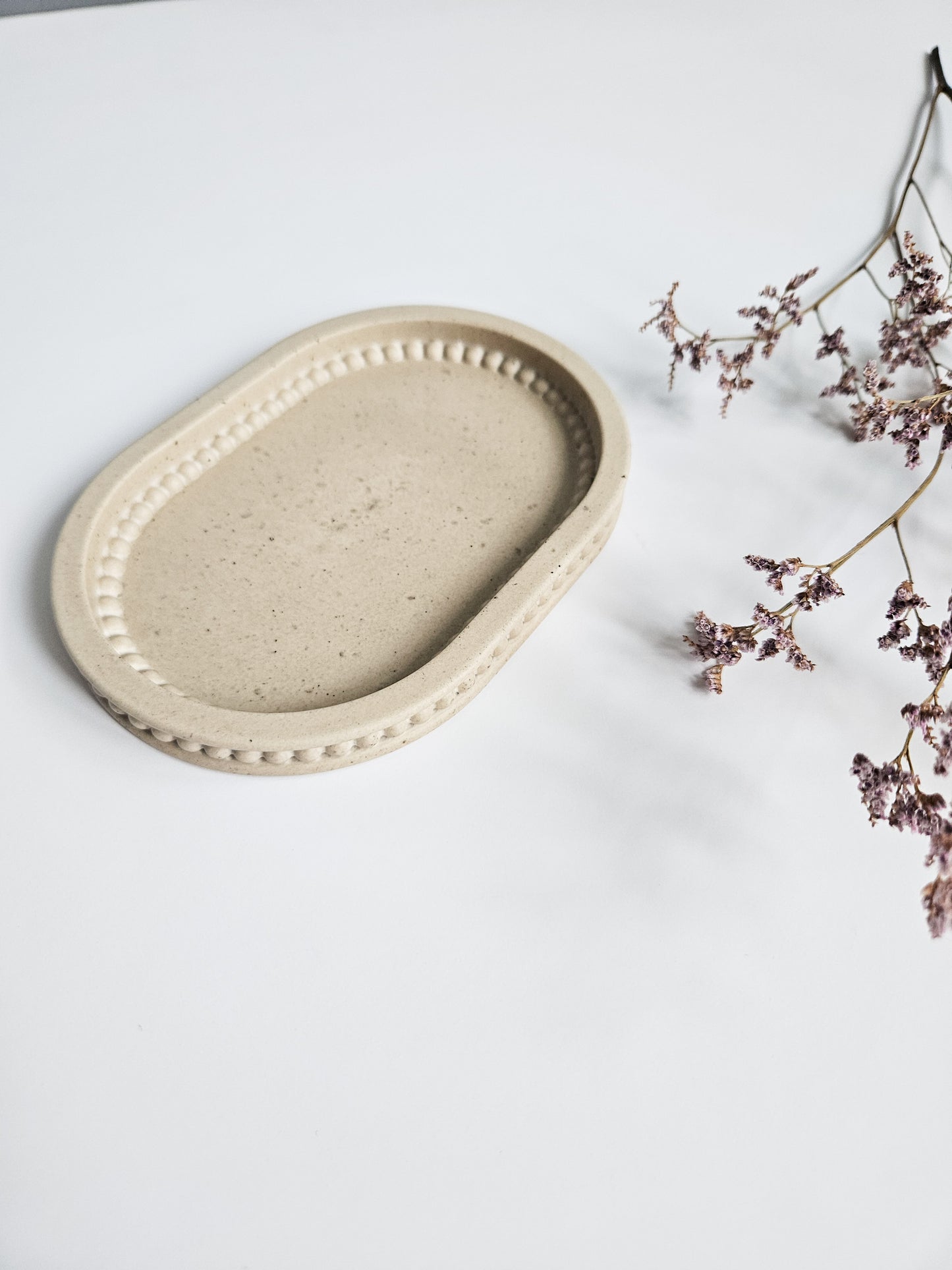 Oval Bobbin Beaded Tray Small