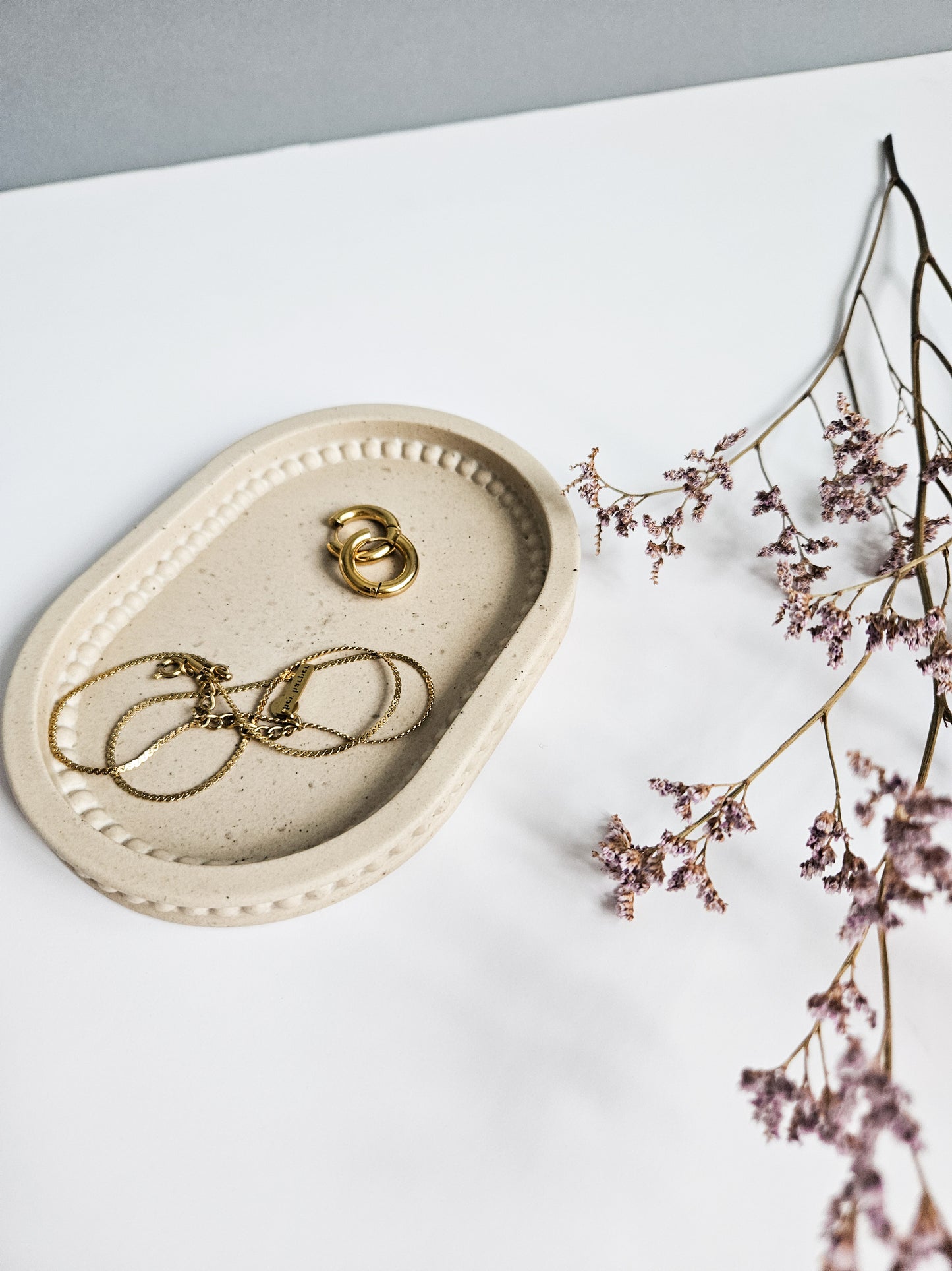 Oval Bobbin Beaded Tray Small