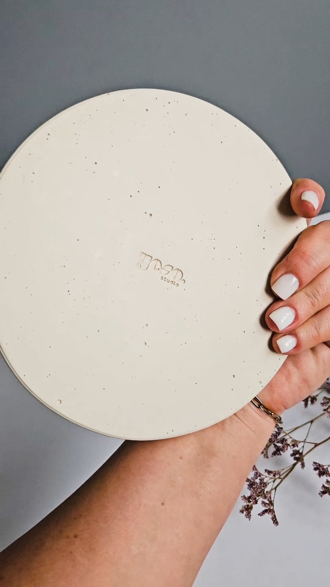 Round Bobbin Beaded Tray Medium