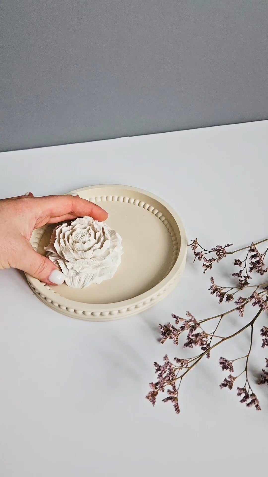 Round Bobbin Beaded Tray Medium