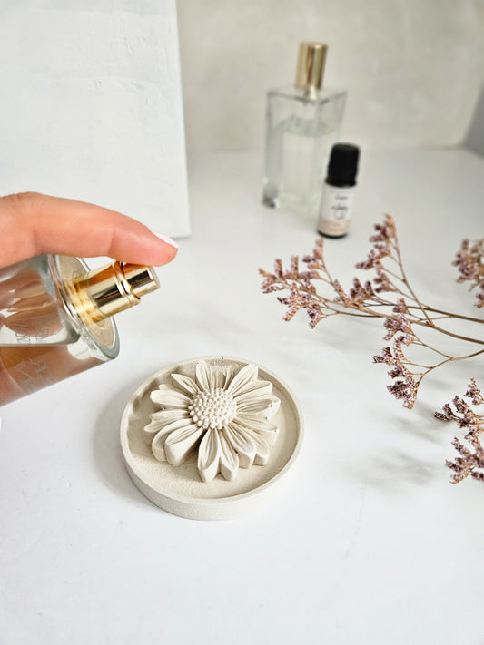 Daisy Essential Oil Diffuser