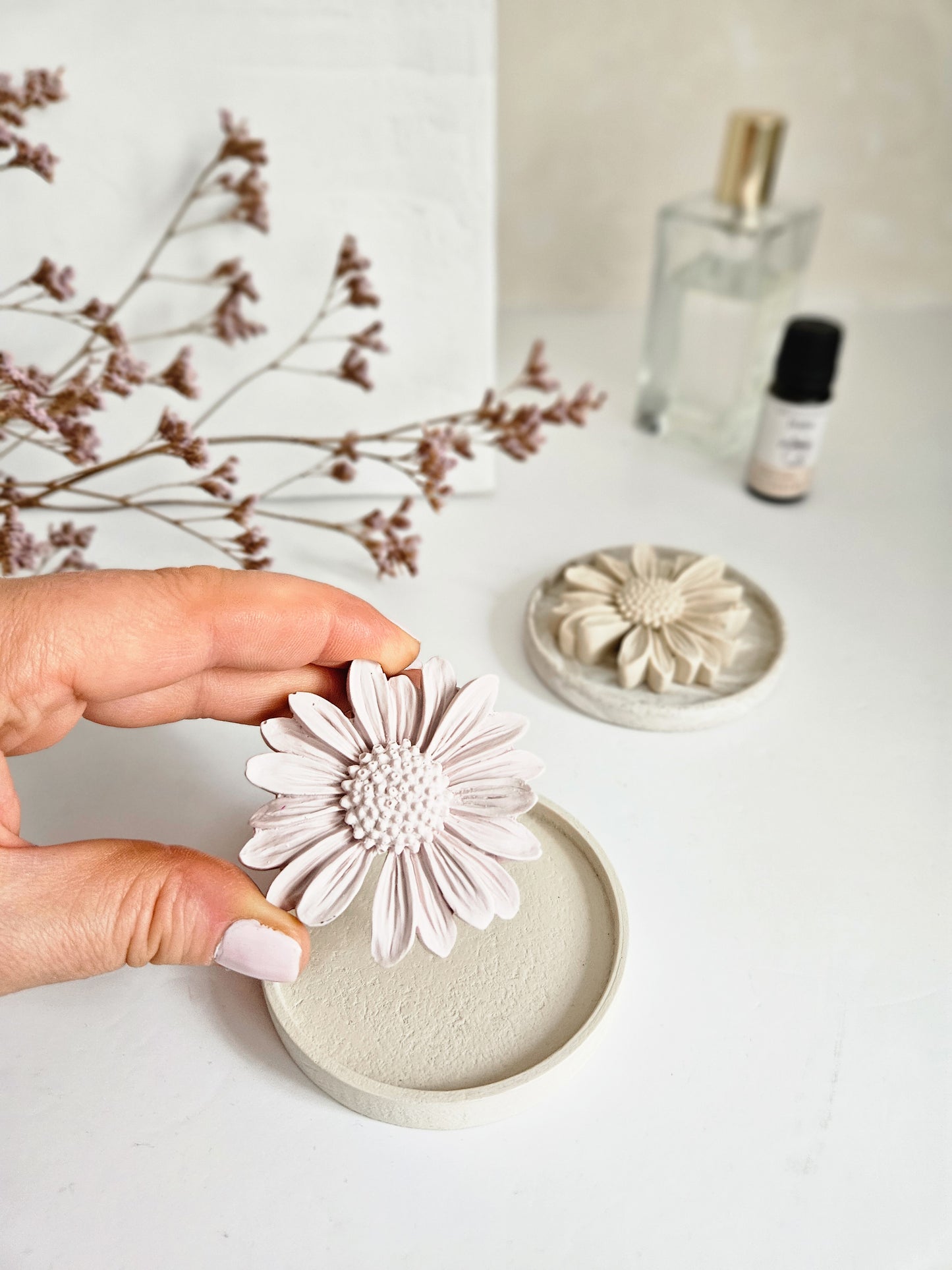 Daisy Essential Oil Diffuser