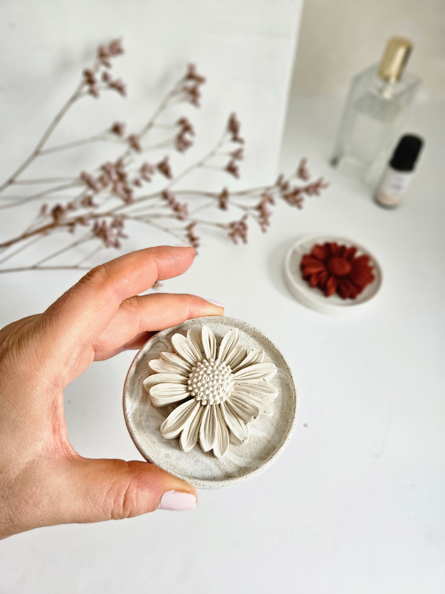 Daisy Essential Oil Diffuser