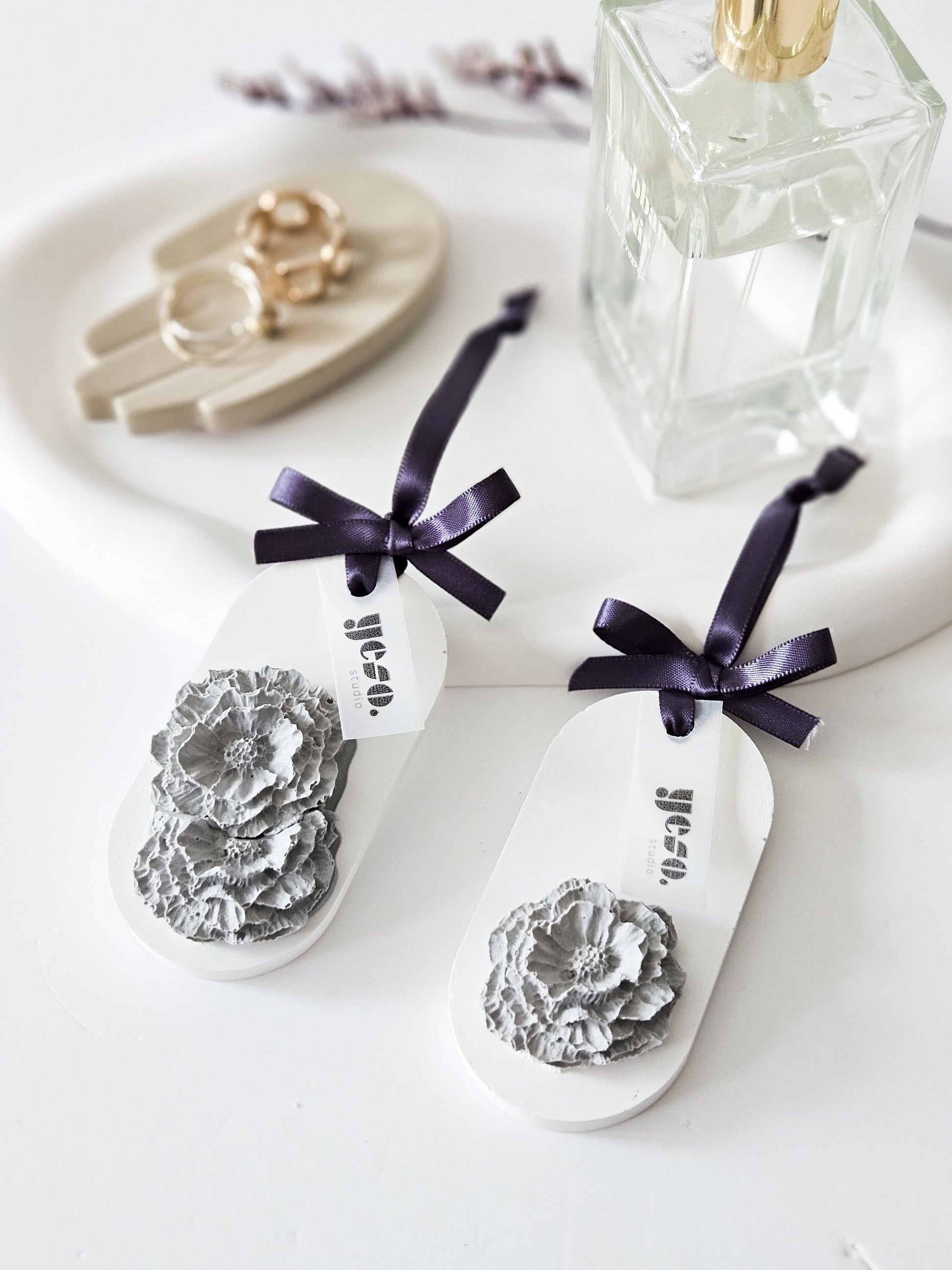 YESOstudio Floral Aroma Stone Tag Diffusers Gift Set