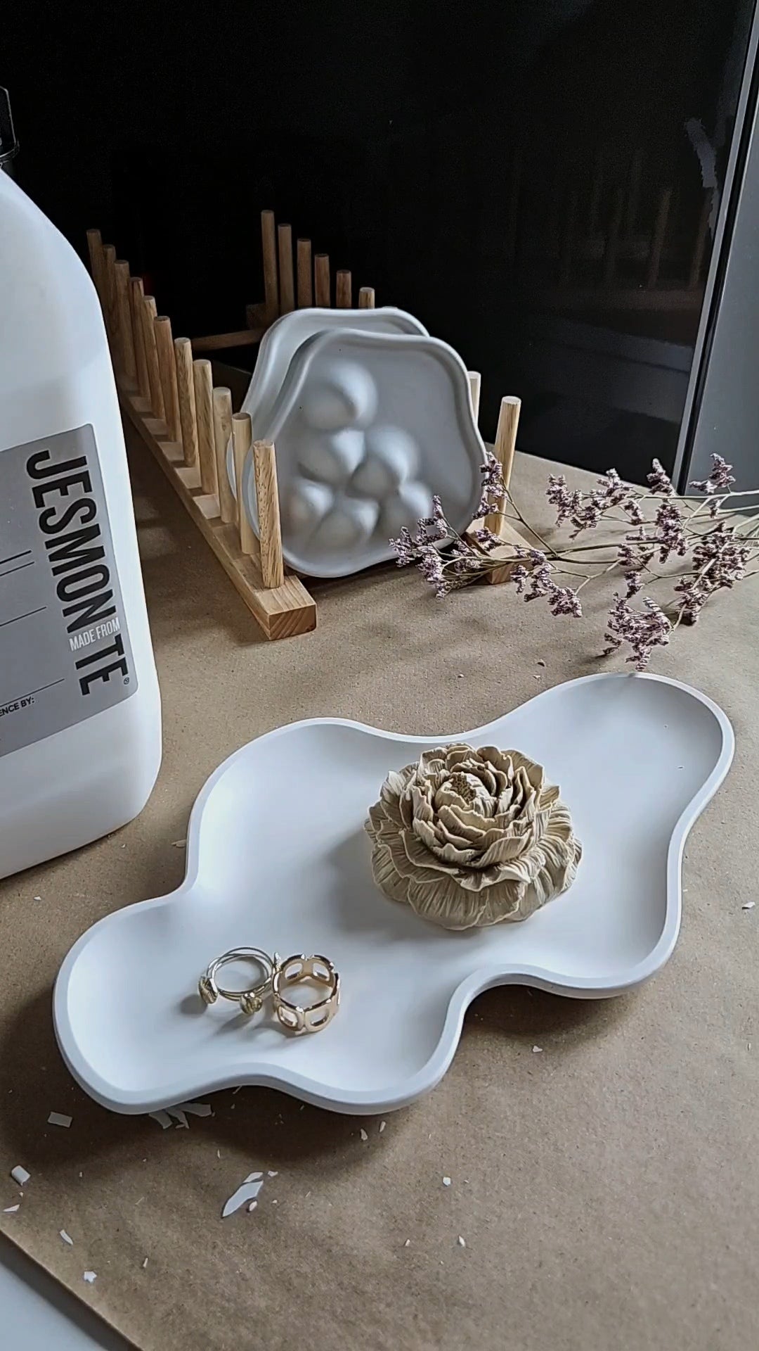 Irregular Wavy Tray