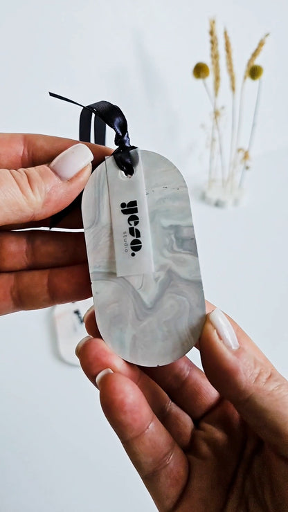Soft & Subtle Marble – Set of 3 Oval Aroma Stone Tag Diffusers